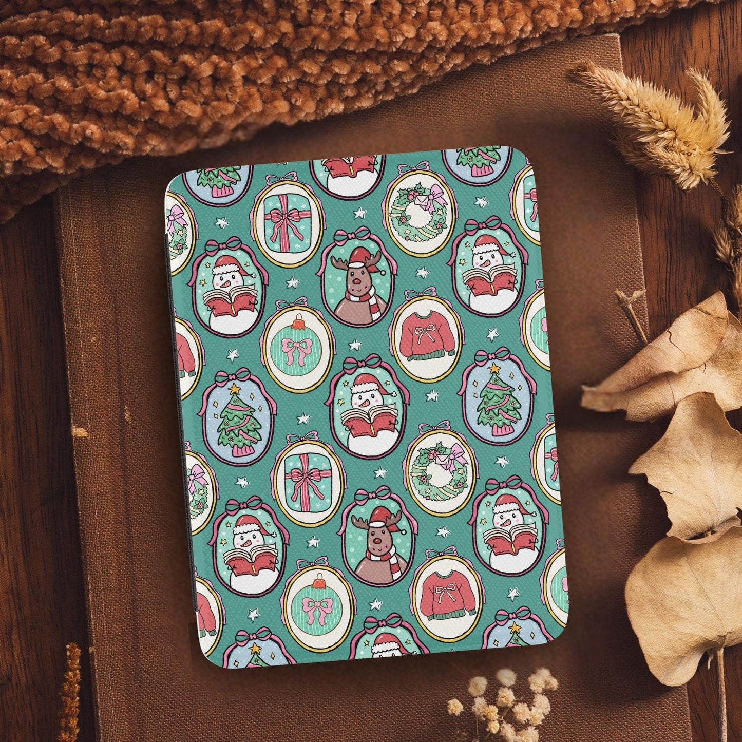 Bookish Christmas Frames Leather Kindle Case with Hand Strap